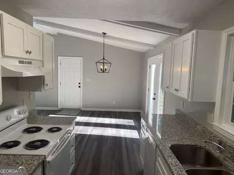 Kitchen - 217 Clearview Ct, Lagrange, GA 30241 photo 2 of 2