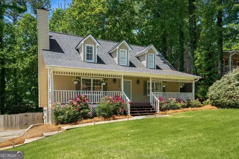 5030 Bent Creek Ct, Sugar Hill, GA 30518