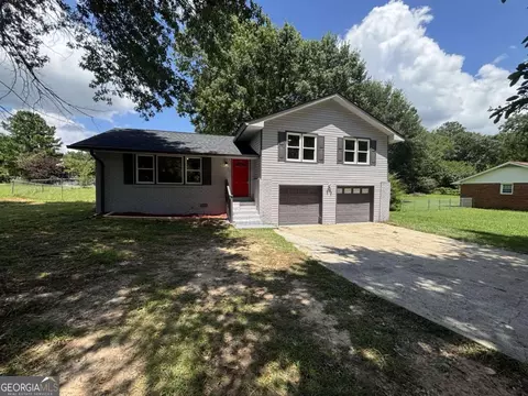 630 Old Airport Rd, Carrollton, GA 30116