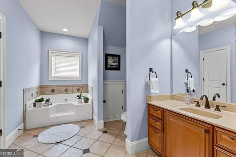 Bath - 423 Mask Rd, Brooks, GA 30205 photo 6 of 10