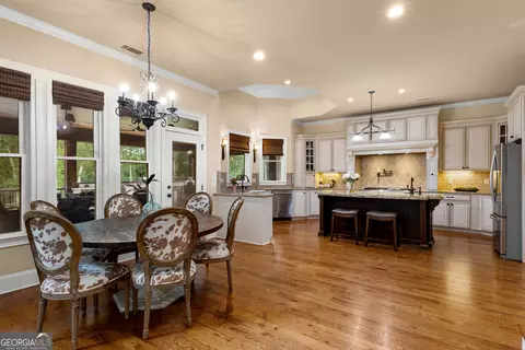 Dining - 423 Mask Rd, Brooks, GA 30205 photo 3 of 5