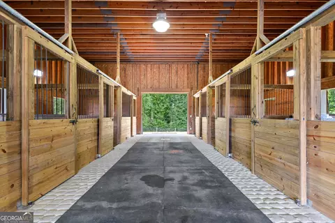 Entry Way - 423 Mask Rd, Brooks, GA 30205 photo 14 of 16
