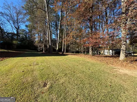 2031 Hemlock Trl, Snellville, GA 30078