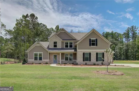 155 Cooper Cv E, Fayetteville, GA 30215