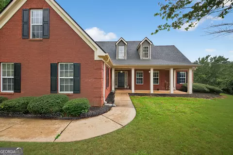 65 Pecan Ln, Oxford, GA 30054