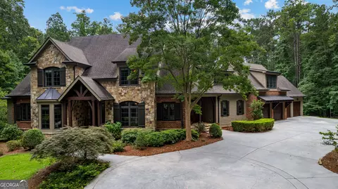 120 Diamond Pt, Fayetteville, GA 30215