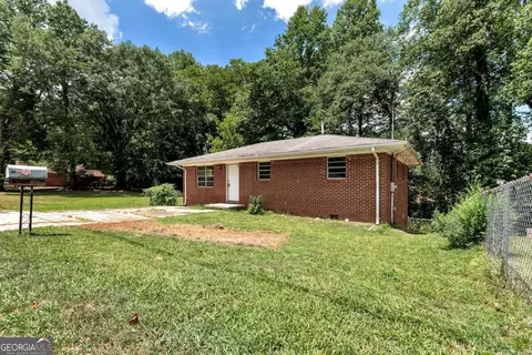 78 Hughes St, Toccoa, GA 30577
