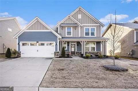 72 Candlewood Ln, Hoschton, GA 30548