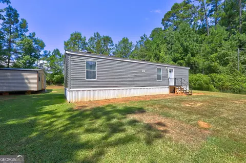 525 S Steel Bridge Rd, Eatonton, GA 31024