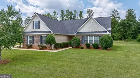 1050 Whispering Lakes Trl, Madison, GA 30650