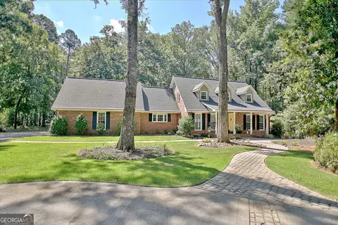 240 Ginger Cake Trl, Fayetteville, GA 30214