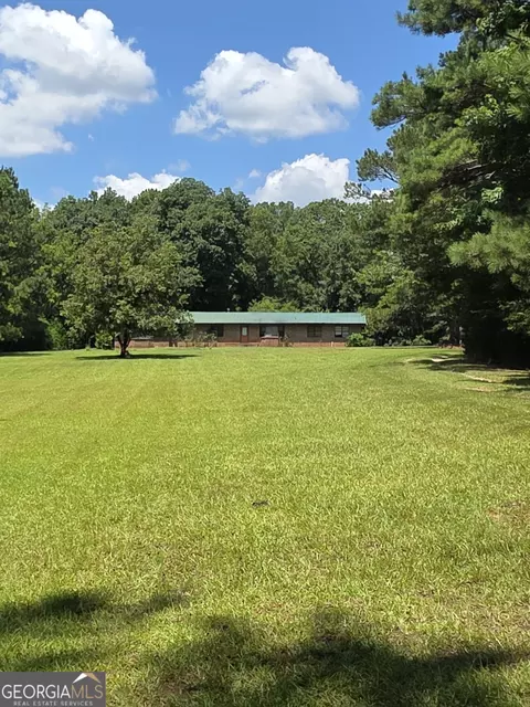 355 Brooks Woolsey Rd, Fayetteville, GA 30215