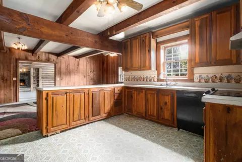 Kitchen - 397 Highway 3 N, Hampton, GA 30228 photo 2 of 2