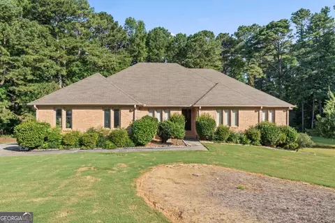 190 Walden Way, Fayetteville, GA 30214
