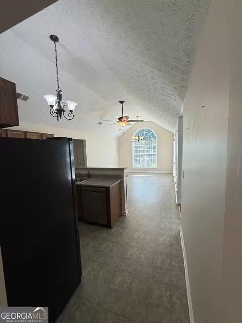 Entry Way - 403 Lexington Park Dr, Lagrange, GA 30241 photo 1 of 2
