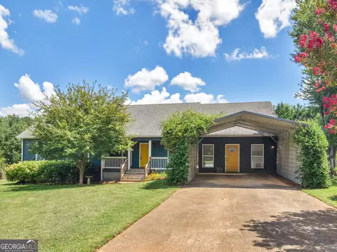 Exterior - 160 Crown Dr, Mcdonough, GA 30253 photo 7 of 7