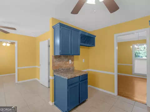 Kitchen - 160 Crown Dr, Mcdonough, GA 30253 photo 4 of 6