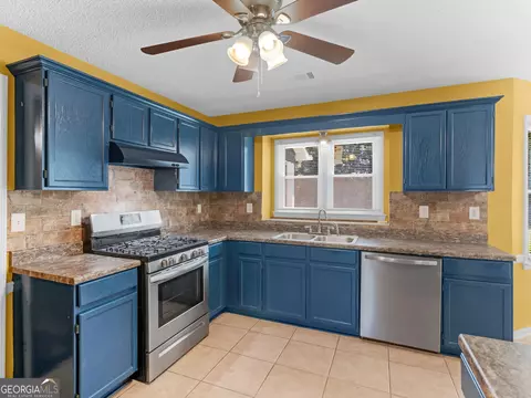 Kitchen - 160 Crown Dr, Mcdonough, GA 30253 photo 1 of 6