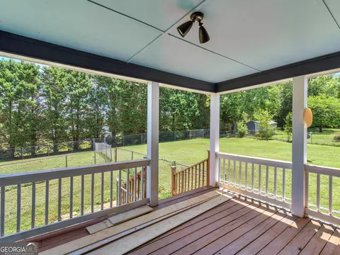 Exterior - 160 Crown Dr, Mcdonough, GA 30253 photo 2 of 7