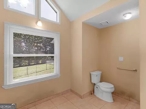 Bath - 160 Crown Dr, Mcdonough, GA 30253 photo 1 of 4