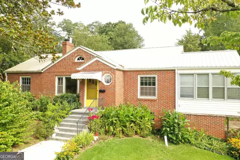 169 N Laurel Dr, Clarkesville, GA 30523