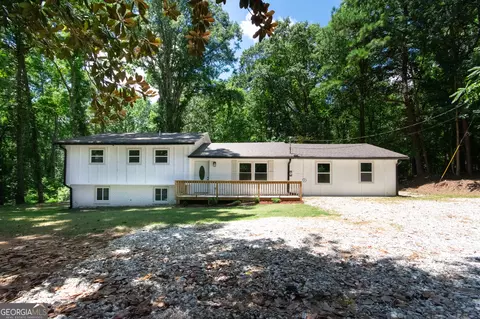 523 Walt Sanders Rd, Newnan, GA 30265