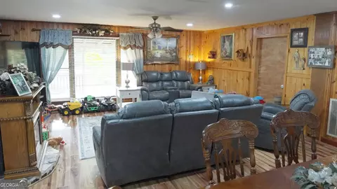 Living - Undisclosed, Perry, GA 31069 photo 1 of 2