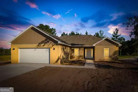 254 Satilla Sands Dr, Waynesville, GA 31566