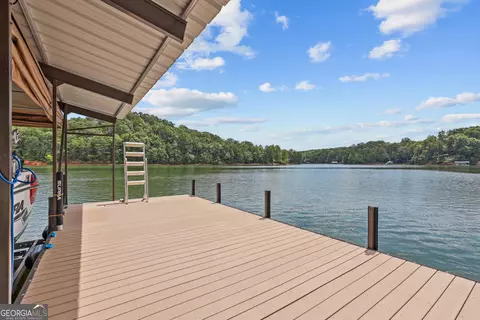 View/Area - 471 Currahee Pt, Toccoa, GA 30577 photo 6 of 11