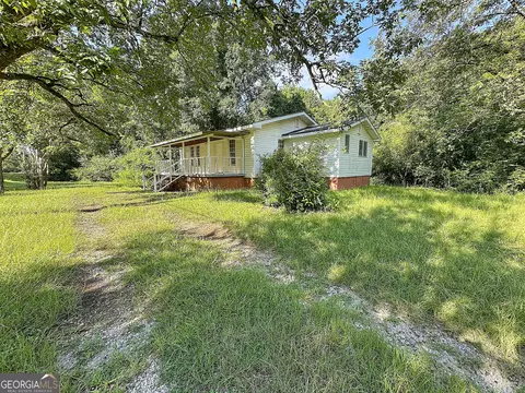 1276 Youngs Mill Rd, Lagrange, GA 30241