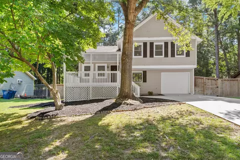 6536 River Glen Dr, Riverdale, GA 30296