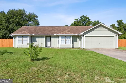 218 Plantation Cir, Saint Marys, GA 31558