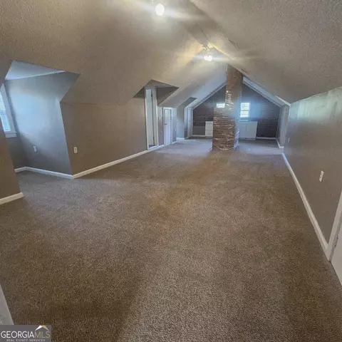 107 E Liberty St, Claxton, GA 30417 photo 11