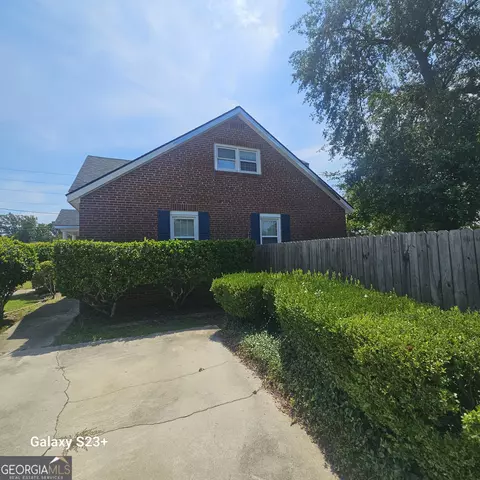 107 E Liberty St, Claxton, GA 30417 photo 23