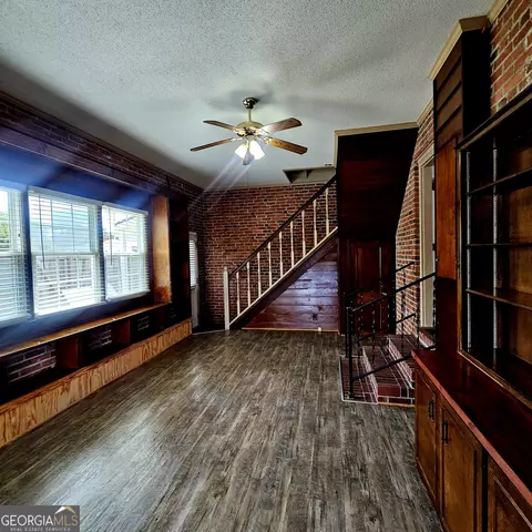 107 E Liberty St, Claxton, GA 30417 photo 7