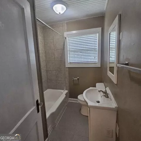 107 E Liberty St, Claxton, GA 30417 photo 22