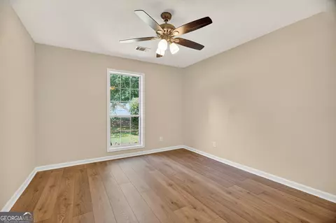 Bedroom - 159 Wellington Dr, Lagrange, GA 30241 photo 3 of 4