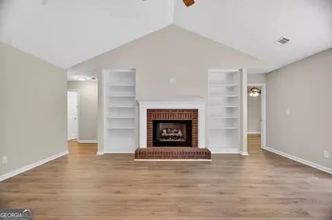 Living - 159 Wellington Dr, Lagrange, GA 30241 photo 6 of 7
