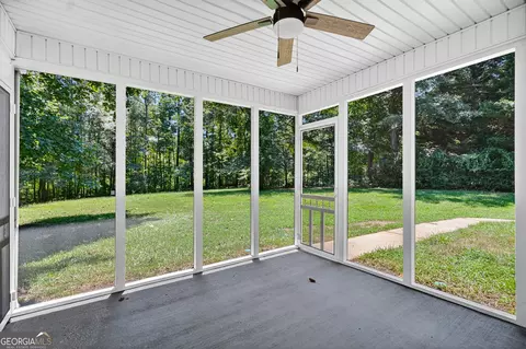 Exterior - 159 Wellington Dr, Lagrange, GA 30241 photo 5 of 7