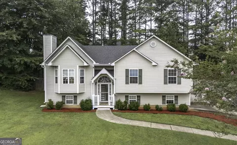 171 Lazy Water Dr, Dallas, GA 30157