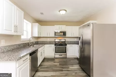 Kitchen - 271 Mckinley Loop, Mcdonough, GA 30253 photo 2 of 2
