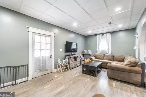 Entry Way - 103 Garvin Dr, Centerville, GA 31028 photo 3 of 4