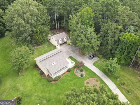 1440 Pullman Ln, Greensboro, GA 30642