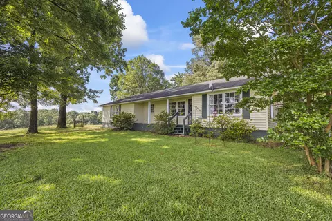 631 Sandy Cross Rd, Royston, GA 30662