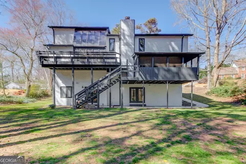 5284 Silver Creek Dr SW, Lilburn, GA 30047