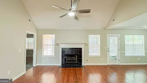 Living - 328 Fallview Dr, Mcdonough, GA 30253 photo 5 of 5