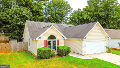 Exterior - 328 Fallview Dr, Mcdonough, GA 30253 photo 11 of 11