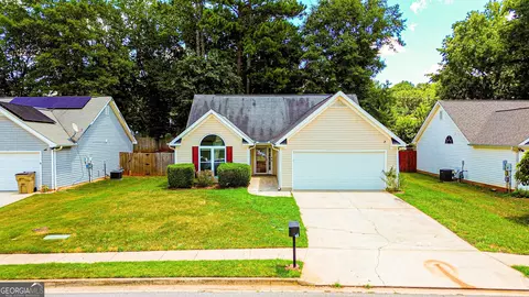 Exterior - 328 Fallview Dr, Mcdonough, GA 30253 photo 10 of 11