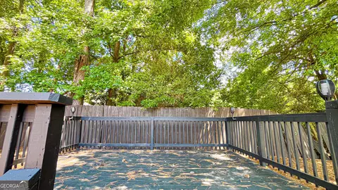 Exterior - 328 Fallview Dr, Mcdonough, GA 30253 photo 4 of 11