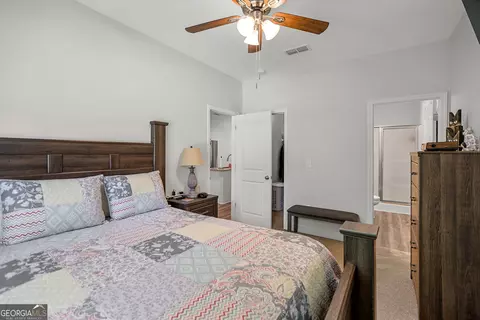 Bedroom - 101 Lenox Cir, Lagrange, GA 30241 photo 2 of 4